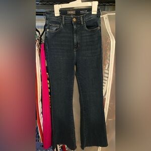 DL1961 Rachel Flare Ultra High Rise Instasculpt 35” Denim Jeans Size 26